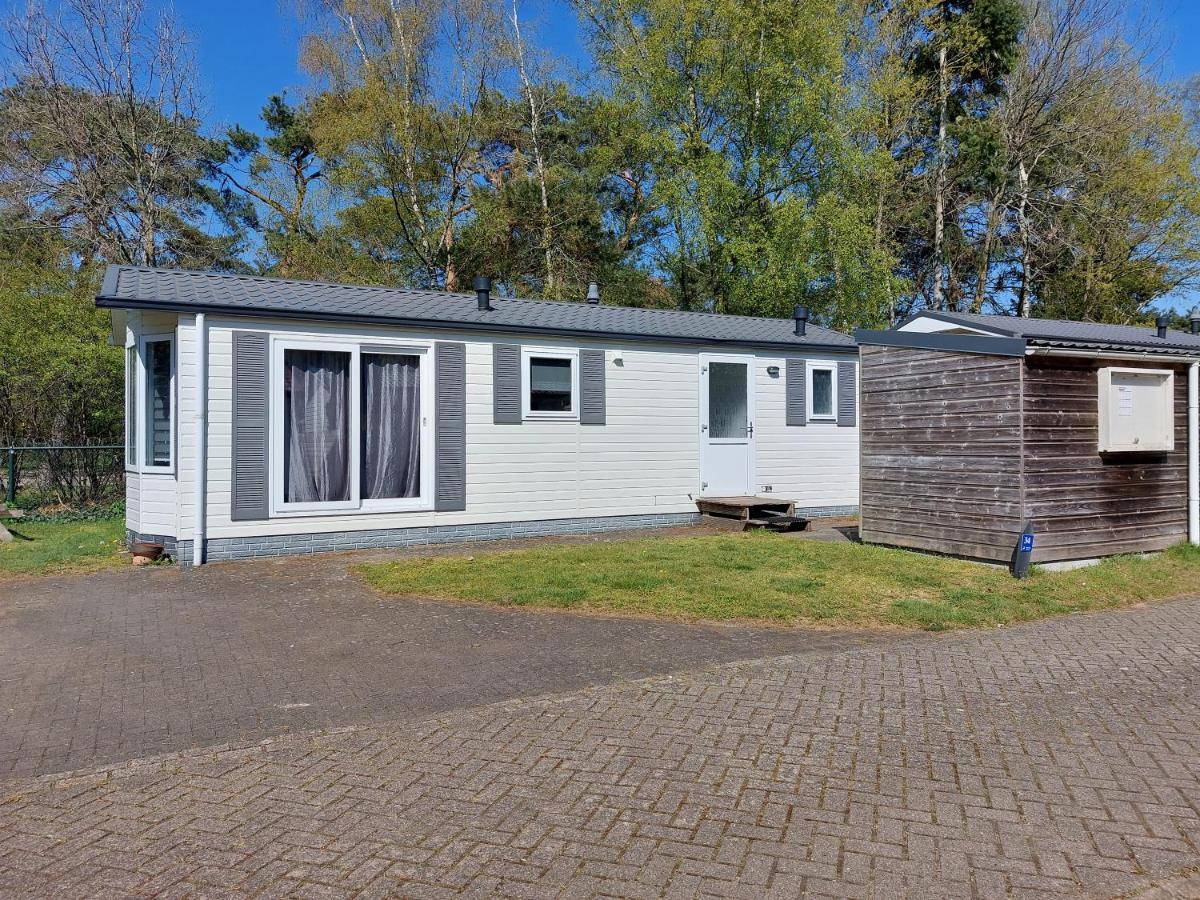 Hermit Huisje tot 2 personen op de Veluwe De Oude Driest Alleen voor recreatie Putten Buitenkant foto