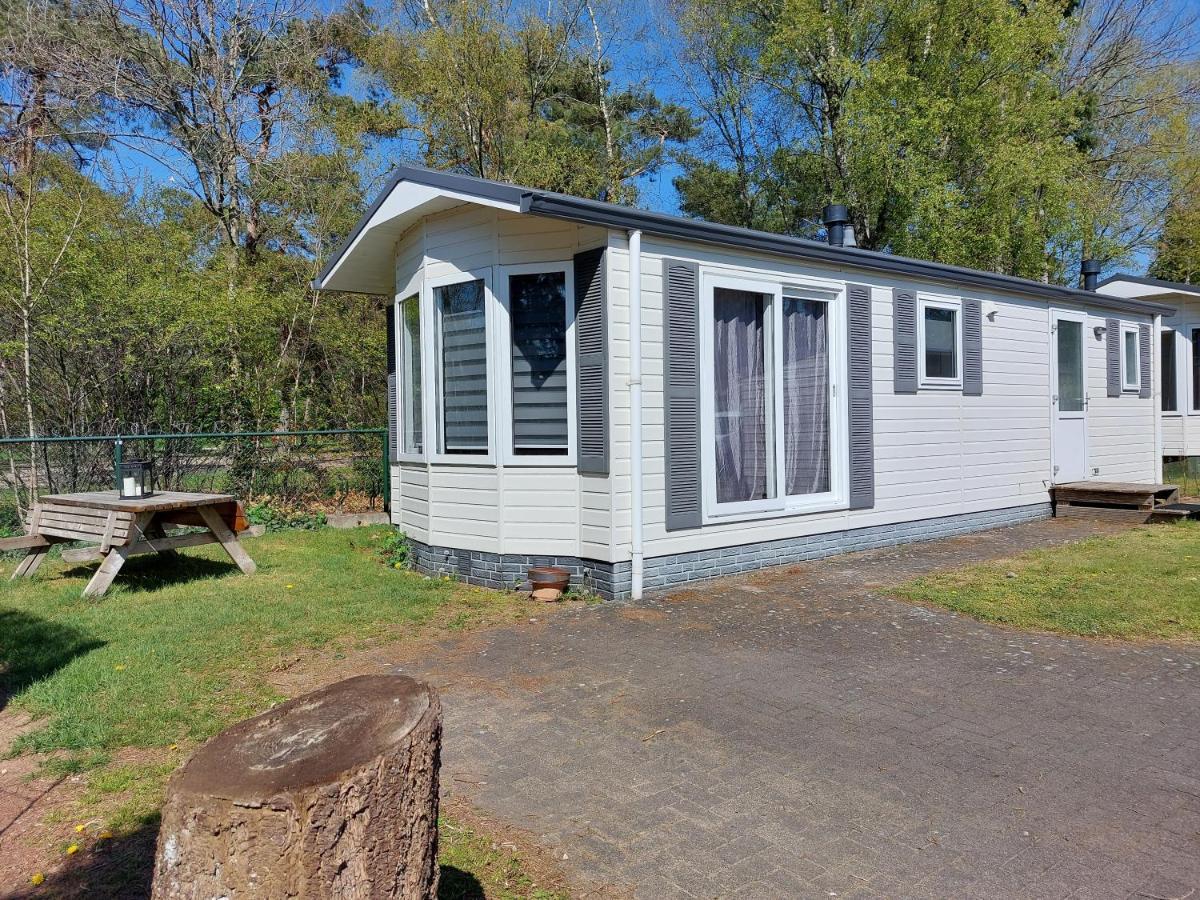 Hermit Huisje tot 2 personen op de Veluwe De Oude Driest Alleen voor recreatie Putten Buitenkant foto